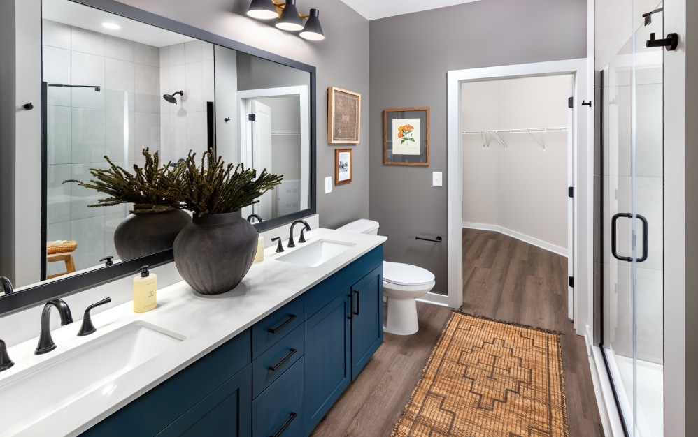 B2 - 2 bedroom floorplan layout with 2 bathrooms and 1261 square feet (Floor 8)
